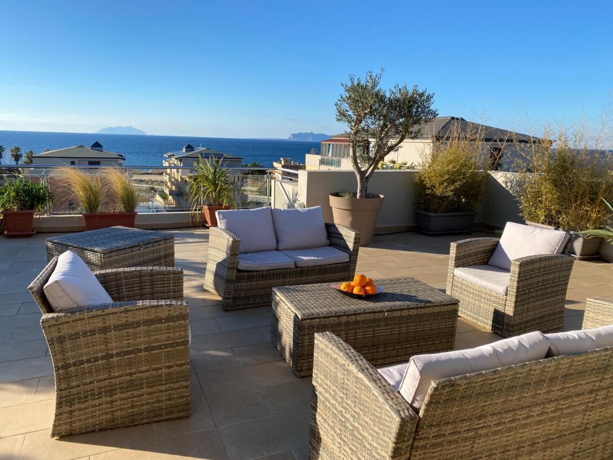 Penthouse Le Isole Apartment Marsala Exterior photo